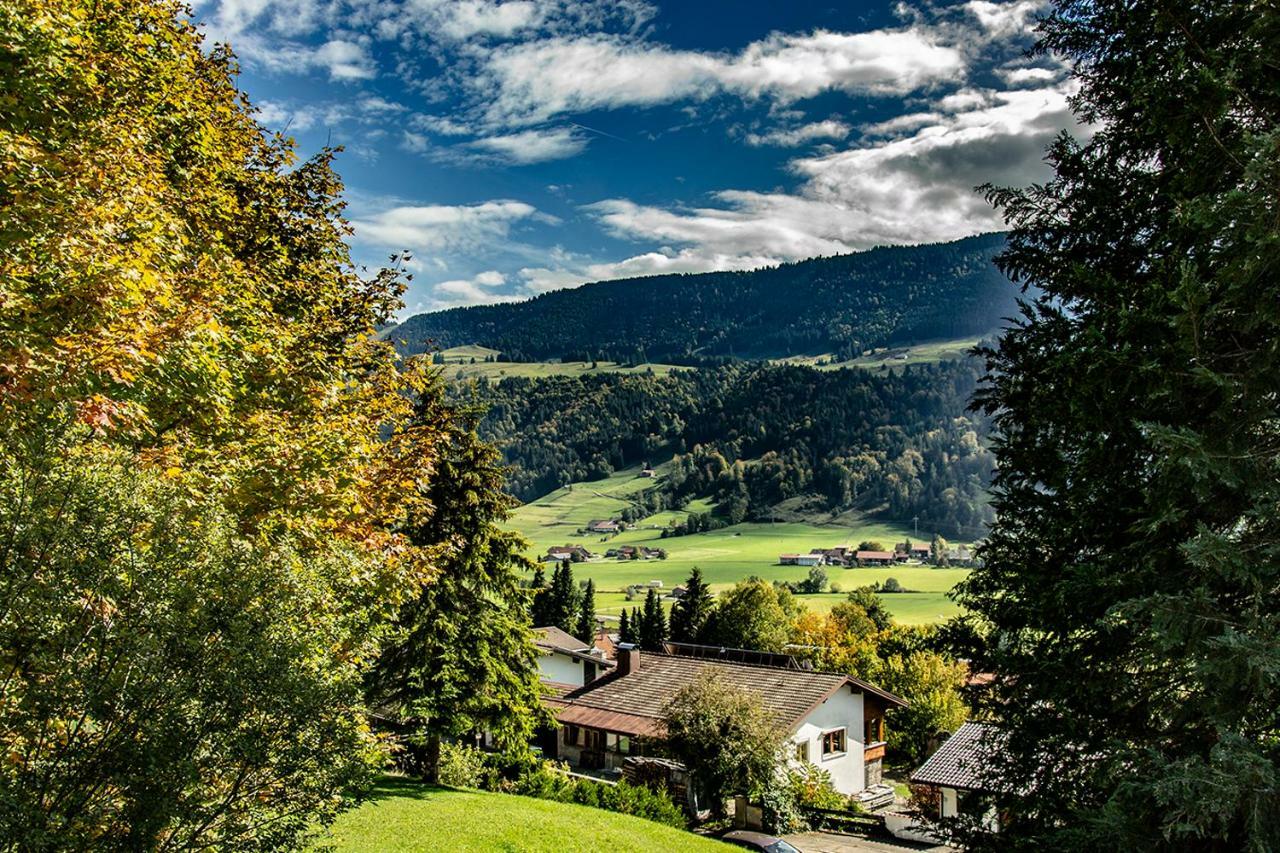 Wald Lounge Villa Oberstaufen Bagian luar foto